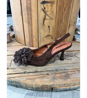 ZAPATO CHOCOLATE POMPÓM