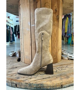 BOTA KHAKI TACÓN