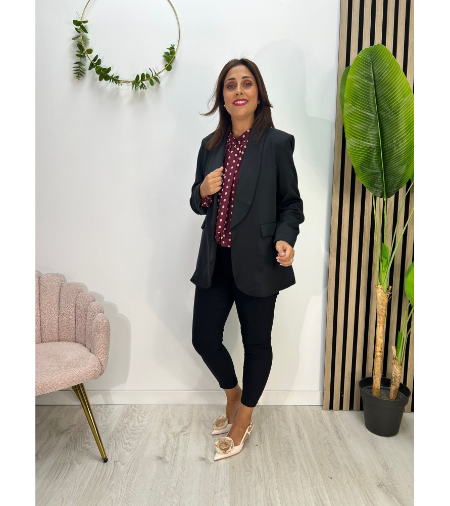 BLAZER NEGRA M/LARGA