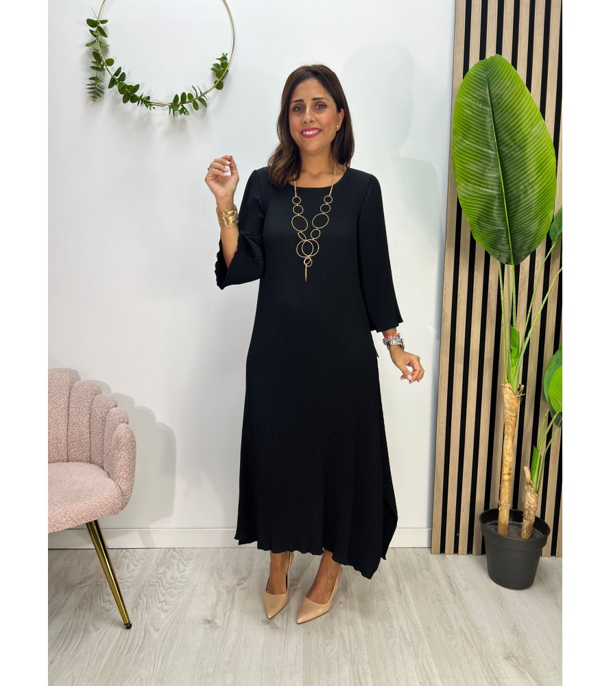 VESTIDO LOANA NEGRO + COLGANTE