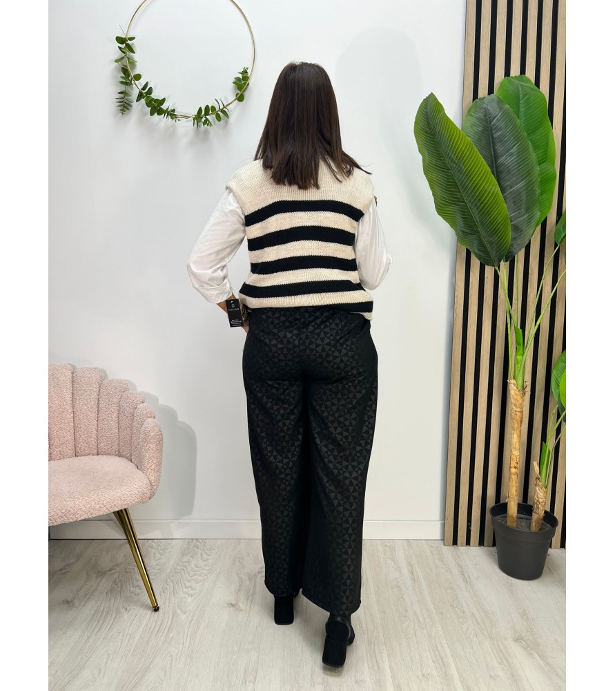 PANTALÓN ROMBO NEGRO