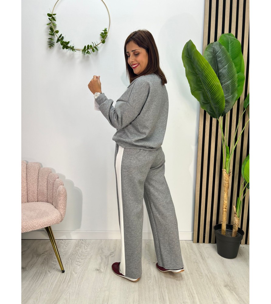 CONJUNTO DEPORTIVO FLOR GRÍS