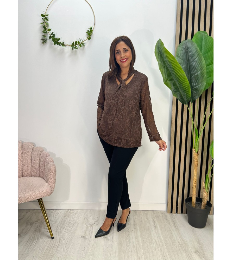 BLUSA CINTIA CHOCOLATE