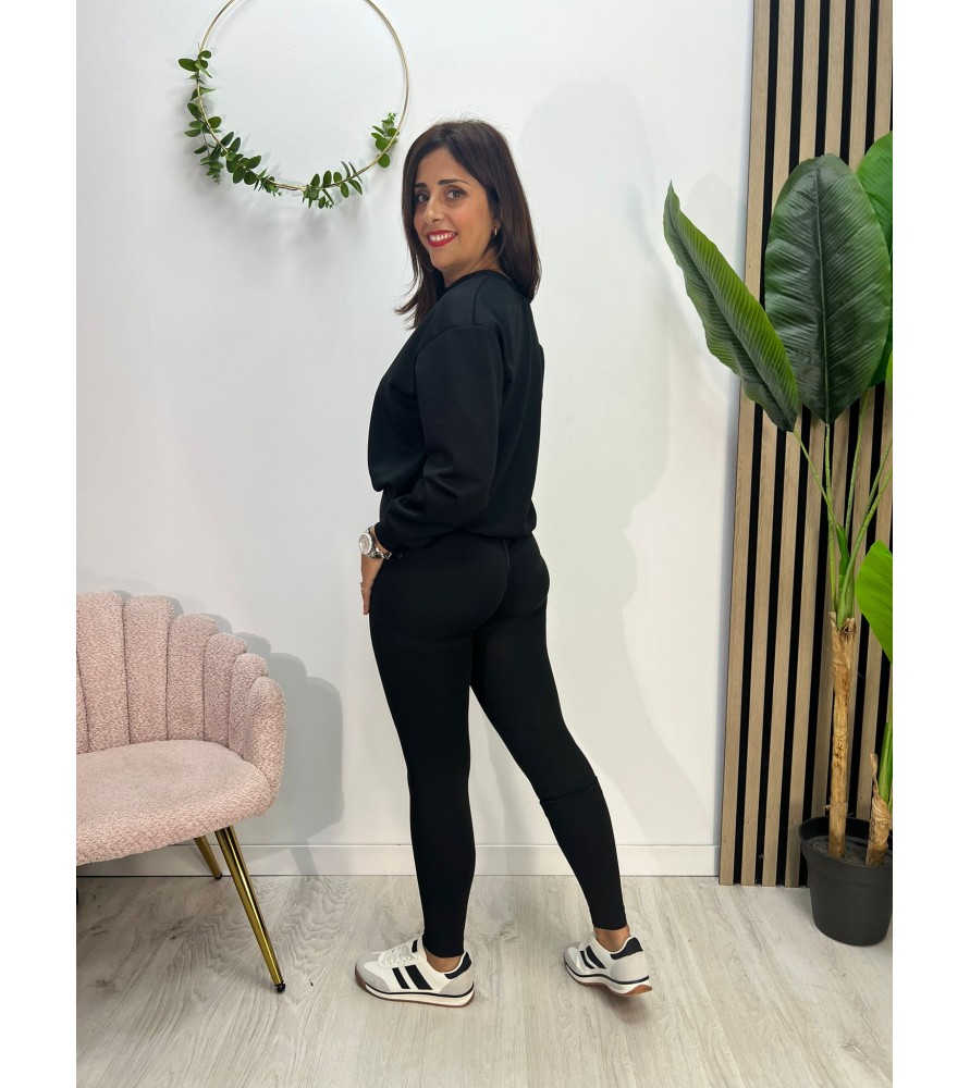LEGGIN DEPORTIVO NEGRO